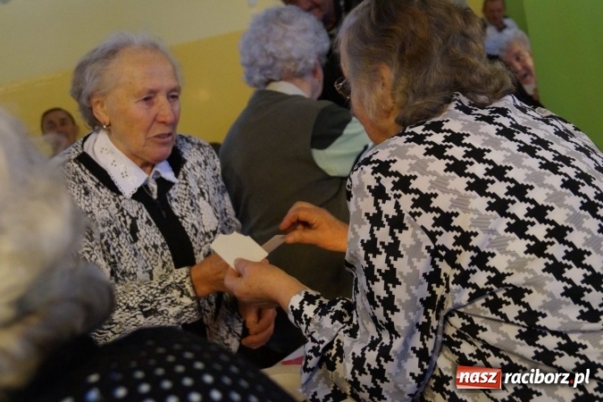 Zdjęcie w galerii na portalu naszraciborz.pl: Razem smakuje lepiej! GOPS w Nędzy zaprosił mieszkańców na wspólną wigilię  wiadomości z regionu