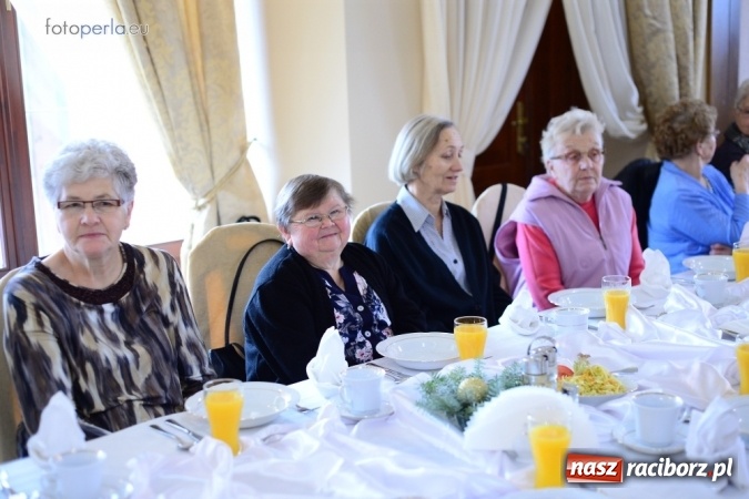 Zdjęcie w galerii na portalu naszraciborz.pl: Przy wigilijnym stole w krzanowickiej Perle wiadomości z regionu