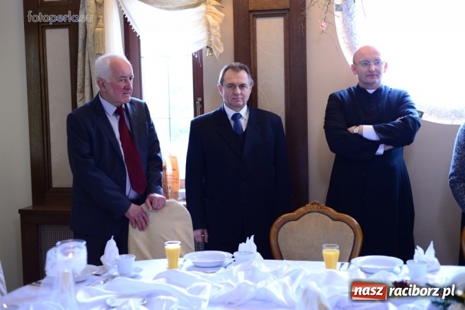 Zdjęcie w galerii na portalu naszraciborz.pl: Przy wigilijnym stole w krzanowickiej Perle wiadomości z regionu