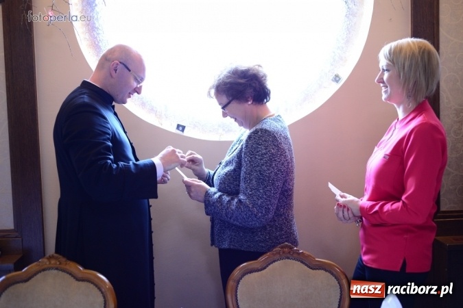 Zdjęcie w galerii na portalu naszraciborz.pl: Przy wigilijnym stole w krzanowickiej Perle wiadomości z regionu