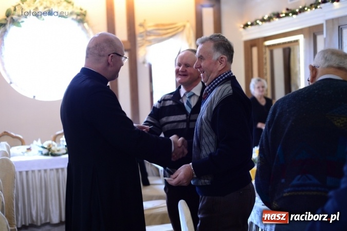 Zdjęcie w galerii na portalu naszraciborz.pl: Przy wigilijnym stole w krzanowickiej Perle wiadomości z regionu