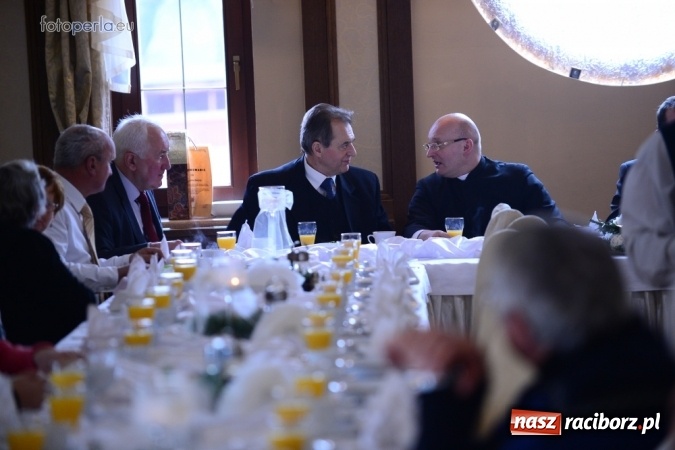 Zdjęcie w galerii na portalu naszraciborz.pl: Przy wigilijnym stole w krzanowickiej Perle wiadomości z regionu