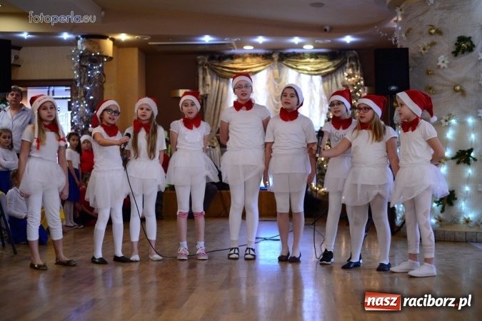 Zdjęcie w galerii na portalu naszraciborz.pl: Przy wigilijnym stole w krzanowickiej Perle wiadomości z regionu