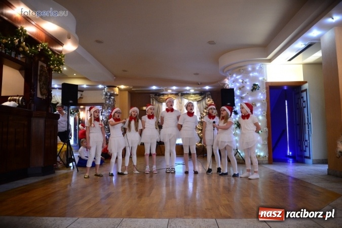 Zdjęcie w galerii na portalu naszraciborz.pl: Przy wigilijnym stole w krzanowickiej Perle wiadomości z regionu