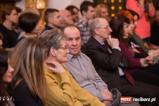 Zdjęcie w galerii na portalu naszraciborz.pl: Świąteczny koncert chóru Bel Canto wiadomości z regionu