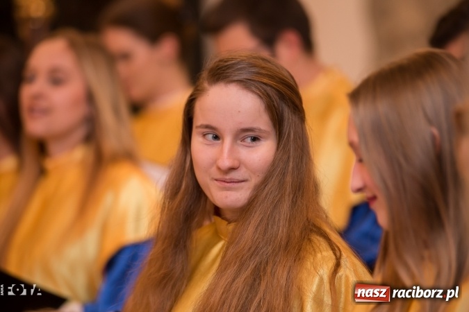 Zdjęcie w galerii na portalu naszraciborz.pl: Świąteczny koncert chóru Bel Canto wiadomości z regionu