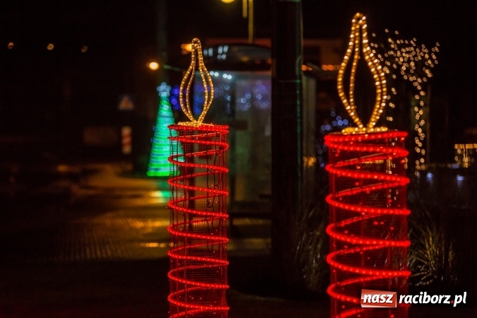 Zdjęcie w galerii na portalu naszraciborz.pl: Centrum Pietrowic Wielkich ustrojone na święta - zobacz zdjęcia wiadomości z regionu