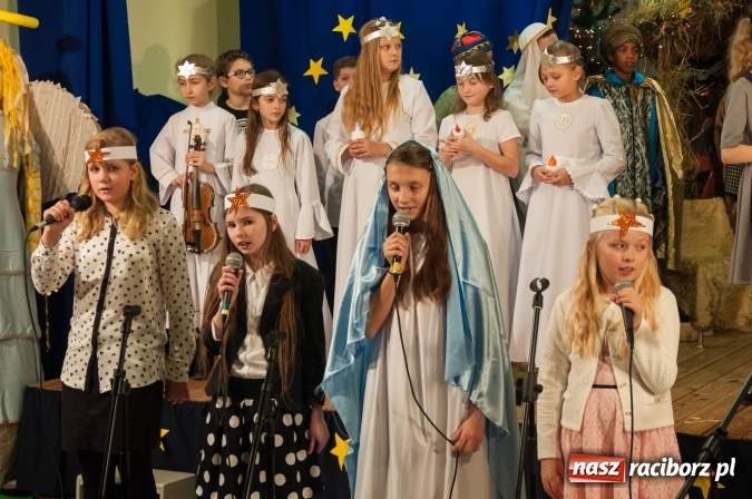 Zdjęcie w galerii na portalu naszraciborz.pl: A wczora z wieczora… odbyły się jasełka w SP 18  wiadomości z regionu