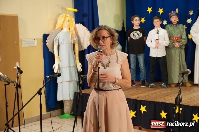 Zdjęcie w galerii na portalu naszraciborz.pl: A wczora z wieczora… odbyły się jasełka w SP 18  wiadomości z regionu