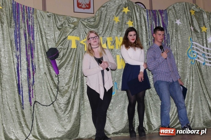 Zdjęcie w galerii na portalu naszraciborz.pl: Talent show w Ekonomiku wiadomości z regionu