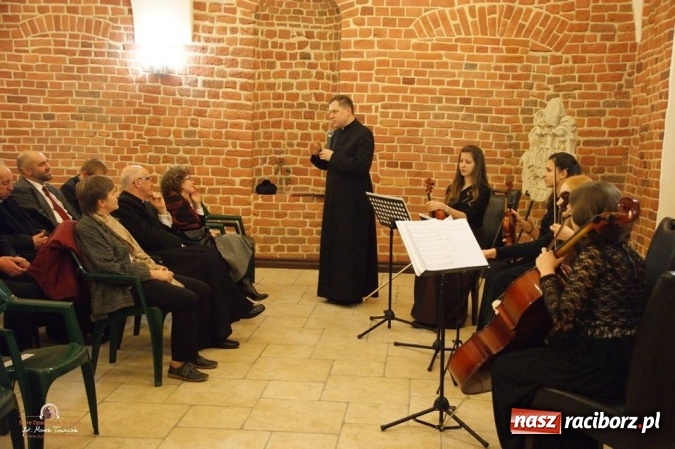 Zdjęcie w galerii na portalu naszraciborz.pl: Jarmark w Starym Opactwie - jeszcze tylko jutro wiadomości z regionu