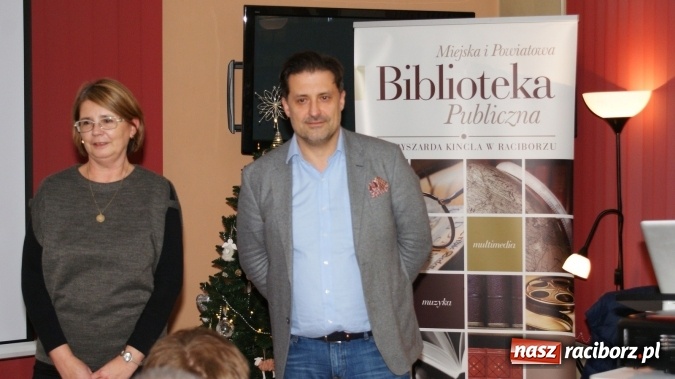 Zdjęcie w galerii na portalu naszraciborz.pl: Dom na dachu - spotkanie z Igorem Jelińskim w bibliotece wiadomości z regionu