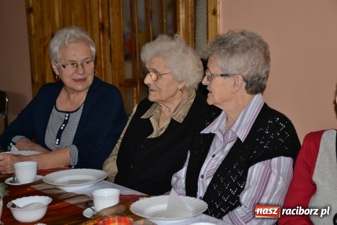 Zdjęcie w galerii na portalu naszraciborz.pl: W gminie Krzyżanowice pamiętają o starszych i samotnych wiadomości z regionu