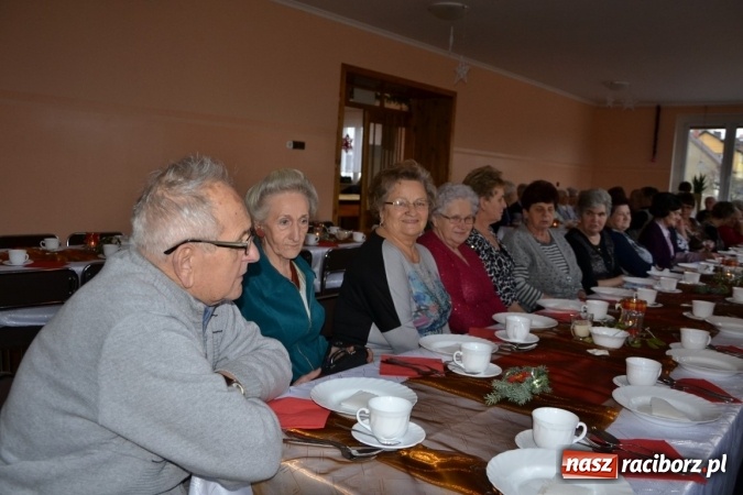 Zdjęcie w galerii na portalu naszraciborz.pl: W gminie Krzyżanowice pamiętają o starszych i samotnych wiadomości z regionu