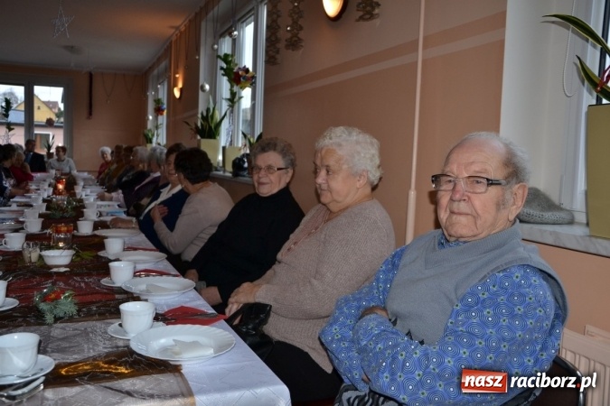 Zdjęcie w galerii na portalu naszraciborz.pl: W gminie Krzyżanowice pamiętają o starszych i samotnych wiadomości z regionu