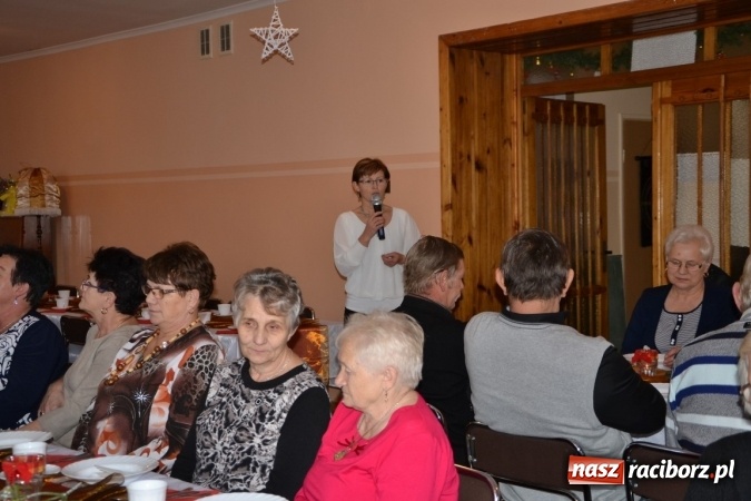 Zdjęcie w galerii na portalu naszraciborz.pl: W gminie Krzyżanowice pamiętają o starszych i samotnych wiadomości z regionu