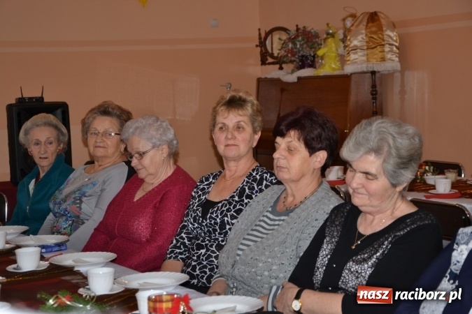 Zdjęcie w galerii na portalu naszraciborz.pl: W gminie Krzyżanowice pamiętają o starszych i samotnych wiadomości z regionu