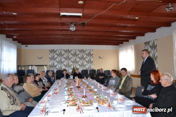 Zdjęcie w galerii na portalu naszraciborz.pl: W gminie Krzyżanowice pamiętają o starszych i samotnych wiadomości z regionu