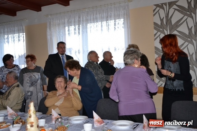 Zdjęcie w galerii na portalu naszraciborz.pl: W gminie Krzyżanowice pamiętają o starszych i samotnych wiadomości z regionu