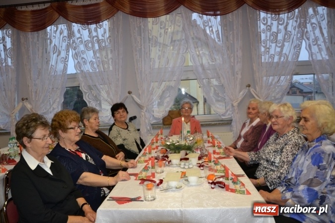 Zdjęcie w galerii na portalu naszraciborz.pl: W gminie Krzyżanowice pamiętają o starszych i samotnych wiadomości z regionu