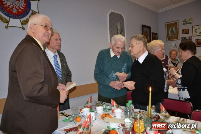 Zdjęcie w galerii na portalu naszraciborz.pl: W gminie Krzyżanowice pamiętają o starszych i samotnych wiadomości z regionu