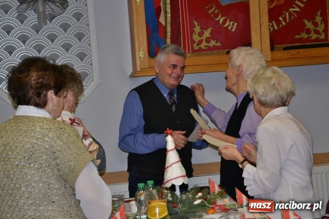 Zdjęcie w galerii na portalu naszraciborz.pl: W gminie Krzyżanowice pamiętają o starszych i samotnych wiadomości z regionu