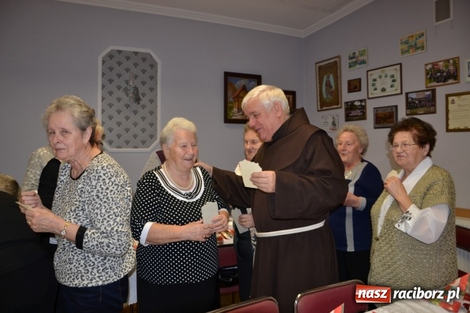 Zdjęcie w galerii na portalu naszraciborz.pl: W gminie Krzyżanowice pamiętają o starszych i samotnych wiadomości z regionu