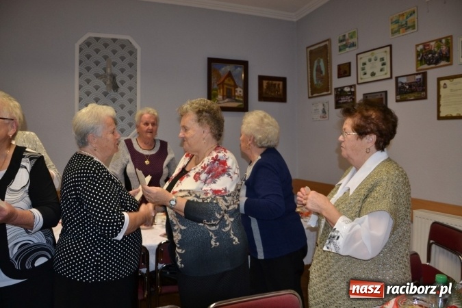 Zdjęcie w galerii na portalu naszraciborz.pl: W gminie Krzyżanowice pamiętają o starszych i samotnych wiadomości z regionu