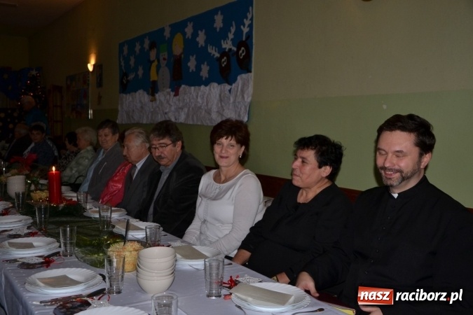 Zdjęcie w galerii na portalu naszraciborz.pl: W gminie Krzyżanowice pamiętają o starszych i samotnych wiadomości z regionu