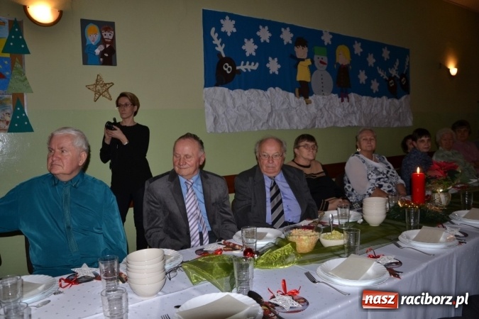 Zdjęcie w galerii na portalu naszraciborz.pl: W gminie Krzyżanowice pamiętają o starszych i samotnych wiadomości z regionu