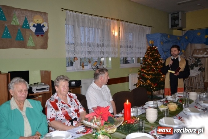 Zdjęcie w galerii na portalu naszraciborz.pl: W gminie Krzyżanowice pamiętają o starszych i samotnych wiadomości z regionu