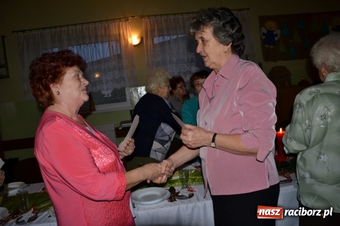 Zdjęcie w galerii na portalu naszraciborz.pl: W gminie Krzyżanowice pamiętają o starszych i samotnych wiadomości z regionu