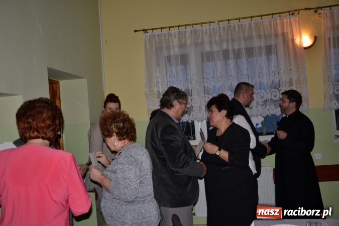 Zdjęcie w galerii na portalu naszraciborz.pl: W gminie Krzyżanowice pamiętają o starszych i samotnych wiadomości z regionu