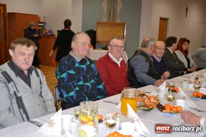 Zdjęcie w galerii na portalu naszraciborz.pl: W gminie Krzyżanowice pamiętają o starszych i samotnych wiadomości z regionu