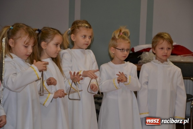 Zdjęcie w galerii na portalu naszraciborz.pl: W gminie Krzyżanowice pamiętają o starszych i samotnych wiadomości z regionu