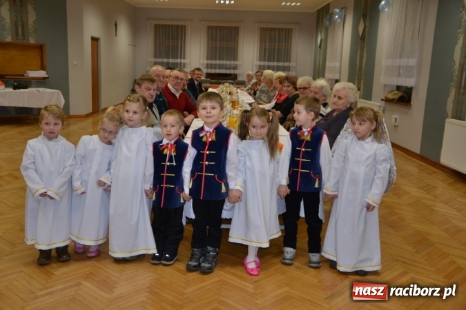 Zdjęcie w galerii na portalu naszraciborz.pl: W gminie Krzyżanowice pamiętają o starszych i samotnych wiadomości z regionu