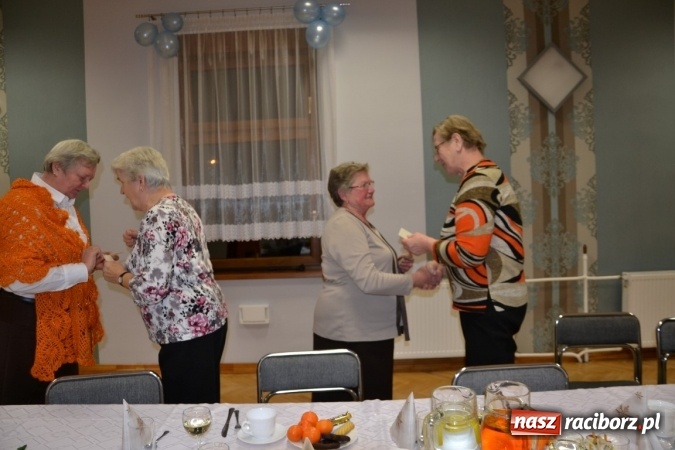 Zdjęcie w galerii na portalu naszraciborz.pl: W gminie Krzyżanowice pamiętają o starszych i samotnych wiadomości z regionu