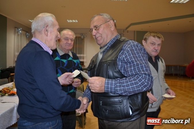 Zdjęcie w galerii na portalu naszraciborz.pl: W gminie Krzyżanowice pamiętają o starszych i samotnych wiadomości z regionu