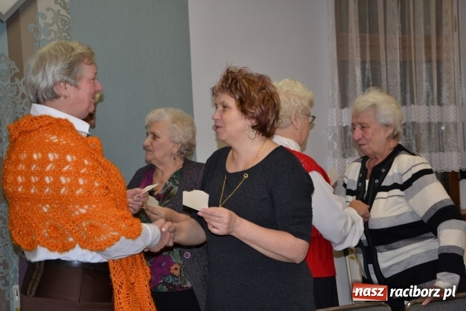 Zdjęcie w galerii na portalu naszraciborz.pl: W gminie Krzyżanowice pamiętają o starszych i samotnych wiadomości z regionu