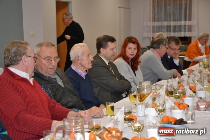 Zdjęcie w galerii na portalu naszraciborz.pl: W gminie Krzyżanowice pamiętają o starszych i samotnych wiadomości z regionu