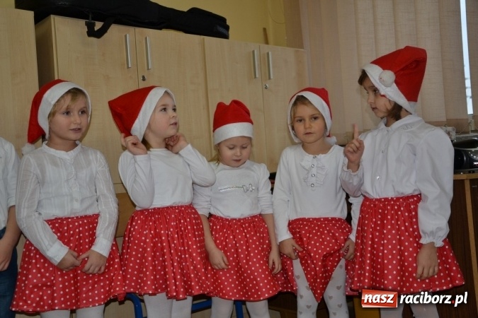 Zdjęcie w galerii na portalu naszraciborz.pl: W gminie Krzyżanowice pamiętają o starszych i samotnych wiadomości z regionu