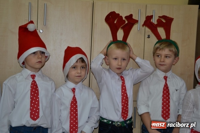 Zdjęcie w galerii na portalu naszraciborz.pl: W gminie Krzyżanowice pamiętają o starszych i samotnych wiadomości z regionu