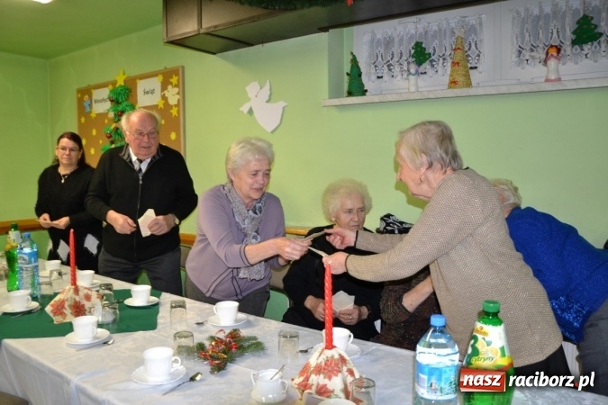 Zdjęcie w galerii na portalu naszraciborz.pl: W gminie Krzyżanowice pamiętają o starszych i samotnych wiadomości z regionu