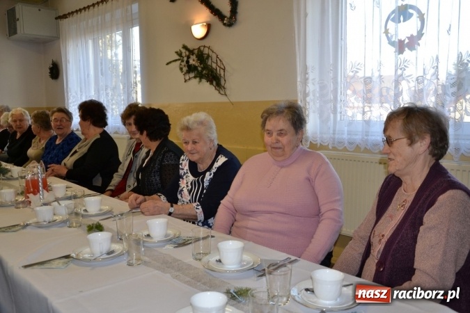 Zdjęcie w galerii na portalu naszraciborz.pl: W gminie Krzyżanowice pamiętają o starszych i samotnych wiadomości z regionu