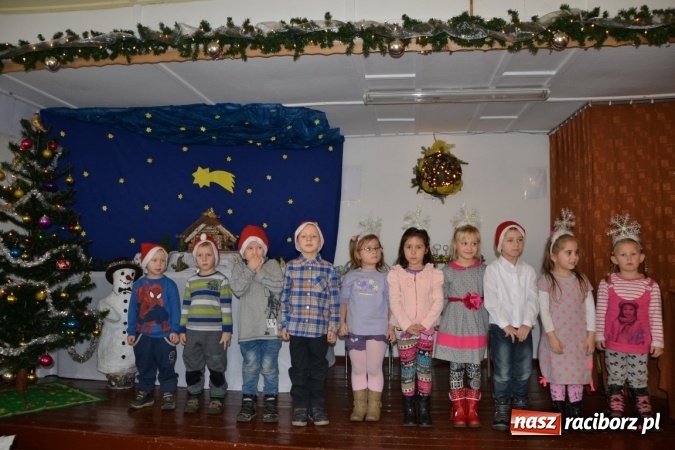 Zdjęcie w galerii na portalu naszraciborz.pl: W gminie Krzyżanowice pamiętają o starszych i samotnych wiadomości z regionu