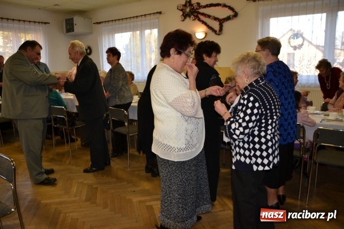 Zdjęcie w galerii na portalu naszraciborz.pl: W gminie Krzyżanowice pamiętają o starszych i samotnych wiadomości z regionu
