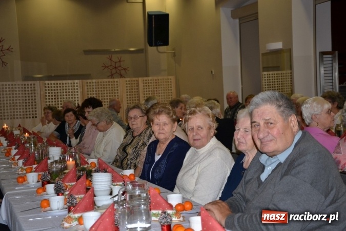 Zdjęcie w galerii na portalu naszraciborz.pl: W gminie Krzyżanowice pamiętają o starszych i samotnych wiadomości z regionu