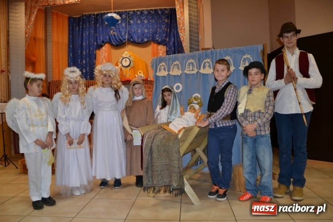 Zdjęcie w galerii na portalu naszraciborz.pl: W gminie Krzyżanowice pamiętają o starszych i samotnych wiadomości z regionu