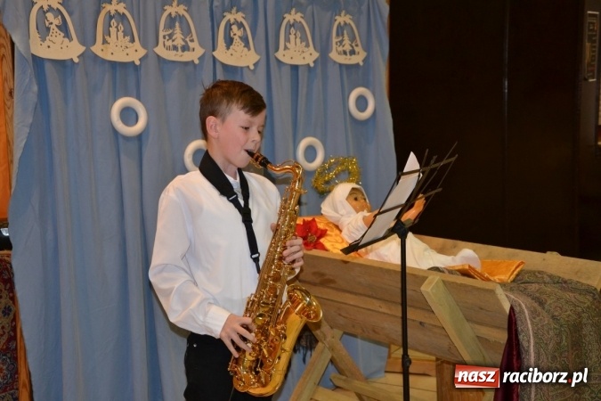 Zdjęcie w galerii na portalu naszraciborz.pl: W gminie Krzyżanowice pamiętają o starszych i samotnych wiadomości z regionu