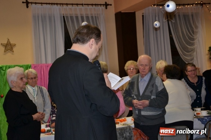 Zdjęcie w galerii na portalu naszraciborz.pl: W gminie Krzyżanowice pamiętają o starszych i samotnych wiadomości z regionu